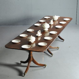 Antieke tafel / Tripple pedestal D-end table ca. 1880,  max. 14 personen mahonie (No.412514)