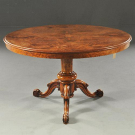 Antieke tafel / Ronde noten met wortelnoten eetkamertafel ca. 1860 Victoriaans (No.981325)