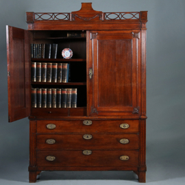 Hollands Neoclassicistisch kabinet met afneembaar hekje in zeer fraaie patina ca 1800 [No.892955)