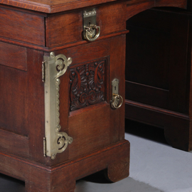 Art Nouveau Bureau met brons beslag en armstoel  incl stof en leer naar wens (No. 211115)