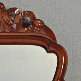 Antieke spiegels / Hollandse Soesterspiegel in notenhout met afneembaar kroontje (No.741545)
