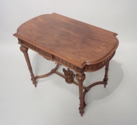 Antieke bijzetttafels / Hollandse  bijzettafel met fraaie vaas op het kruis ca. 1870 (No.86402)