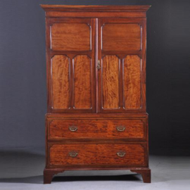 Antiek kasten / Strak mahonie kabinet ca. 1880 met 2 laden en gepaneelde deuren (No.891922)