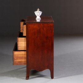 Antieke kast / Kleine mahonie commode ca. 1800 met vier laden Engeland (No.711615)