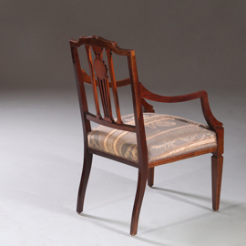 Stel armstoelen met zeer fraai ingelegde medaillons ca 1900 incl stoffering naar wens (No.212805)