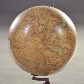 Antieke globes /Antieke globes / Aardglobe uitgave Erven Bijleveld Utrecht ca. 1925/30  (No.998893)