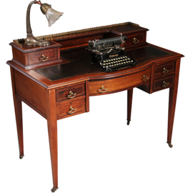 Antiek damesbureau met doorleefd leer en bronzen galerijtje  ca. 1890 (No.911835)