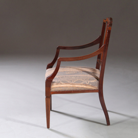Stel armstoelen met zeer fraai ingelegde medaillons ca 1900 incl stoffering naar wens (No.212805)