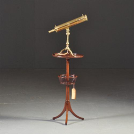 Antieke bijzettafels / Hollands werktafeltje mahonie ca. 1880 met (afneembaar) knottemandje  (No.370554)