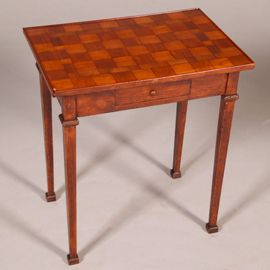 Hollands volkskunst bijzettafel met essenhout geparketteerd blad  ca 1860 (No.450390)