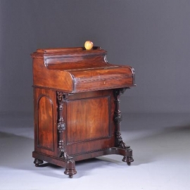 Antieke bureaus / Davenport secretaire met geheime Harlequin pop up vakjes ca. 1845 (No.891403)