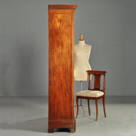 Antieke kast / Notariskast ca. 1810  in mahonie met een rustige tekening.  (No.272158)