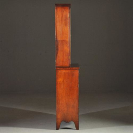 Antieke kast /  boekenkast / servieskast in mahonie met (vervangbare) beklede achterwand  ca. 1800 (No.231412)
