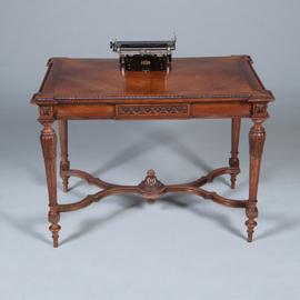 Schrijftafeltje of wandtafel in notenhout met brede lade Frankrijk ca 1860 (No.422435)
