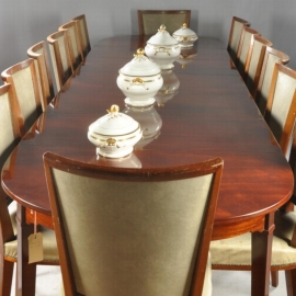 antieke tafel / Zeer smalle Hollandse coulissentafel in Louis Seize stijl ca. 1825 met 5 extra bladen (No.582399)