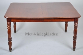 Antieke tafel / coulissetafel mahonie met 4 inlegbladen totaal lengte max 3.16m. (No.84153)