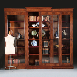 Antieke kasten / 2,59 m Hoge Hollandse mahonie Neoclassicistische boekenkast met 3 schuifdeuren ca. 1790 (No.881630)