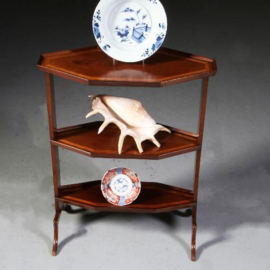 Antieke bijzettafels / kleine etagère "lang gerekte 6-kant"  ca. 1800 Mahonie met essen en hulst (No.691746)