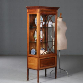 Antieke kast / Vitrinekast met deur en klep bekleed interieur ca. 1900 (no.732513)