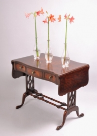 Antieke bijzettafels / Edwardian sidetable 1910 / flappentafel / kleine schrijftafe in mahonie (No.473905)