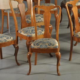Antieke stoelen / Stel van 12 eetkamerstoelen ca. 1910 Chippendale stijl incl. herstofferen naar wens (No.320863)