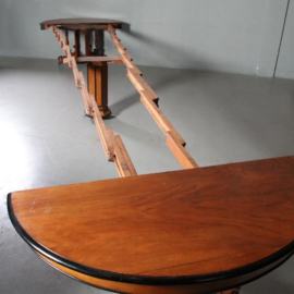 Antieke tafel / Grote eetkamertafel / Coulissetafel met 1 groot inlegblad én mogelijkheden verlengen tot 6 m.!! (No.732514)