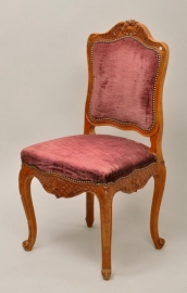 antieke stoelen / 8 forse notenhouten eetkamerstoelen ca. 1940 (No.483899)