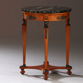 Kersenhouten Empire stijl bijzettafel met groen marmer Verde Alpi ca 1920 (No.211755)