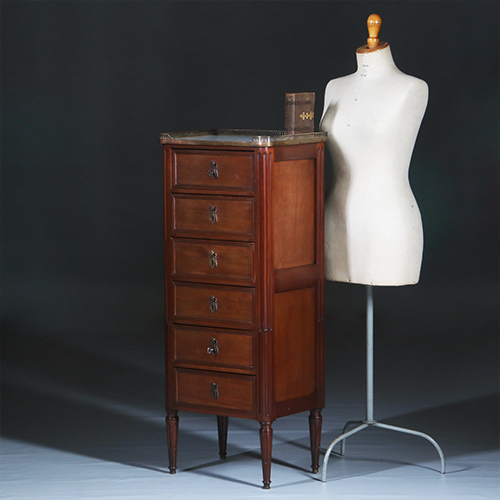 Smalle hoge Franse ladekast  Louis Seize stijl ca 1890 (No.300225)