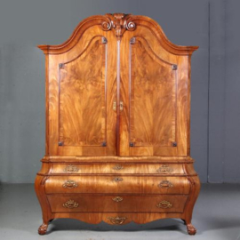 Antieke kast / Reusachtig Hollands Louis Seize kabinet ca.1770 in blond bloemmahonie (No.670421)