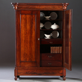 Antieke kasten / Strakke Hollandse WIllem III  tweedeurskast ca 1850 in mahonie met bloemmahonie (No.871120)