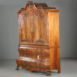 Antieke kast / Dubbel gebogen rococo kabinet met drempeldeuren (No.450211)