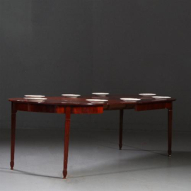 Antieke tafels / Hollandse Louis Seize stijl eetkamertafel ca. 1875 met twee inlegbladen (No.812128)