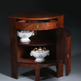Lage 1-deurs Biedermeier hoekkast met deur en lade Hollands  ca 1820 (No.432715)