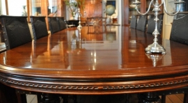Antieke tafel / Franse notenhouten coulissetafel lengtel ca. 3.95 m. lang met 5 inlegbladen ca. 1880 (No.86544)