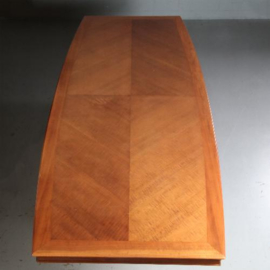 Antieke tafel / Notenhouten vergadertafel / Eetkamertafel 3,20 m. jaren '30 met gebogen zijden (No.860101)
