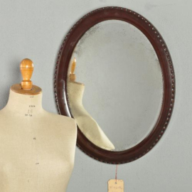 Antieke spiegels / Strakke gladde ovaal facet geslepen spiegel ca. 1900  zogenaamde "Paris Mirror" duidelijk verweerd (No.192350)