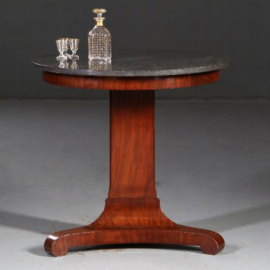 Antieke bijzettafels / Ronde vroeg biedermeier tafel ca. 1825 met Belgisch hardsteen (No.812122)