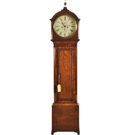 Antieke klokken / Staandhorloge / Halklok / Grandfather clock ronde wijzerplaat ca. 1825 (No.371735 )