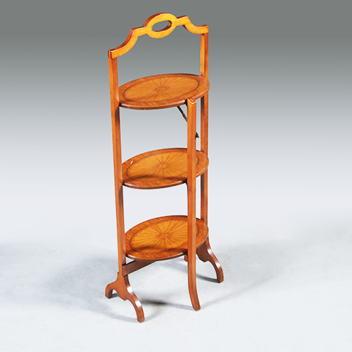 Cake stand in satijnhout ingelegd met zonmotief ca. 1920 (No.301885)