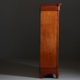 Antieke kasten / Strakke Hollandse Willem III  tweedeurskast ±1870 in mahonie met bloemmahonie (No.840159)