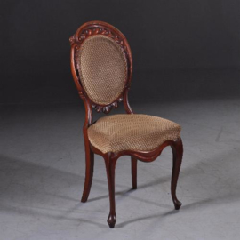 Antieke stoelen / Stel van 6 mahonie stoelen gesigneerd Horrix 'S Gravehagen, gestoken met asymmetrische kronen (No.920156)