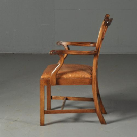 Antieke stoelen / Stel van 10 royale mahonie armstoelen ca. 1940 incl. nieuwe stoffering naar wens (No.520523)
