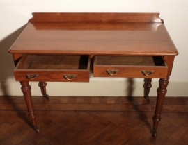 Antieke bijzettafels / sidetable mahonie met 2 lades (No.86385)