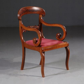 Antieke stoelen / Stel van 2 armstoelen Charles X mahonie ca. 1820 prijs incl bekleding naar wens (No.650367)