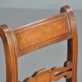 Antieke stoelen / stel van 6 eetkamerstoelen met 6 verschillende boeketjes (No.402553)