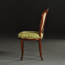 Antieke stoelen / 1 Rococo eetkamerstoel in mahonie ca. 1755 met zijdedamast (No.210852)
