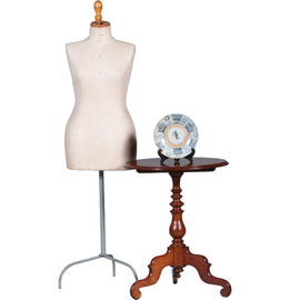 Ronde Willem III wijntafel op driesprant met geprofileerd blad ca 1860 (No.450325)