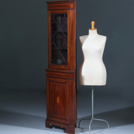 Smalle Regency hoekkast met afneembaar kroontje ca 1815 mahonie met inlegwerk (No.283015)