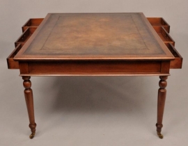 Antieke bureaus / Engelse mahonie partnerschrijftafel / partnerbureau ca. 1860 met leer (No.473906)